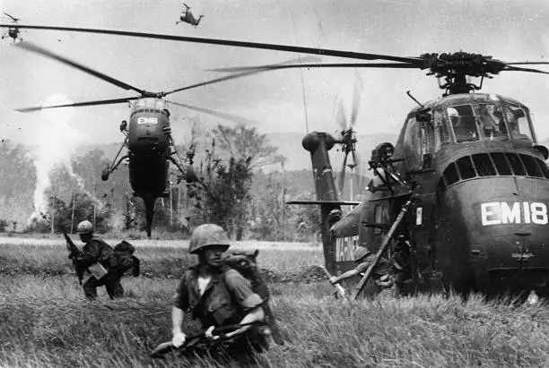 Echoes of War: Powerful and Meaningful Photos of Vietnam War